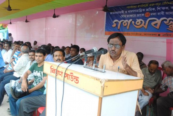 Govt employees, workers stage demonstration seeking regularization of contract workers Govt employees, workers stage demonstration seeking regularization of contract workers